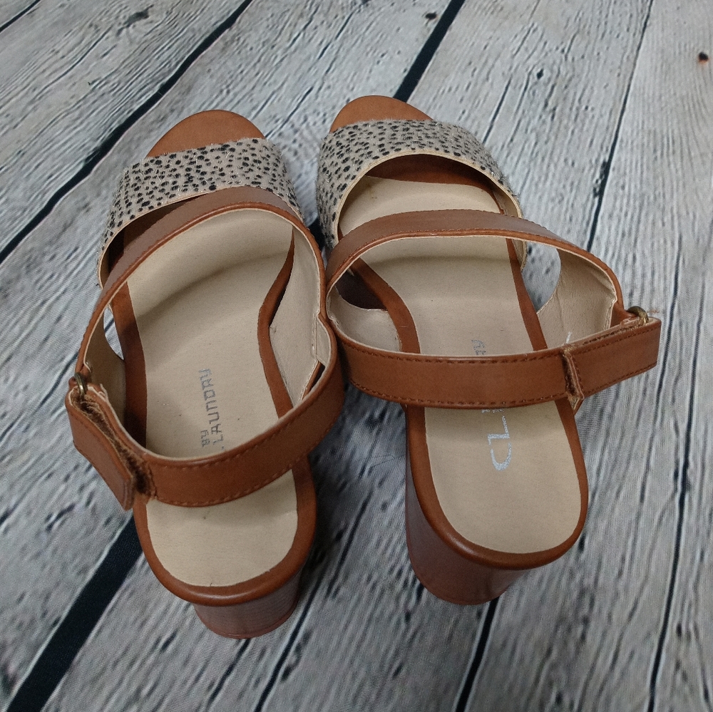 CL by Laundry Tan and Cream Leopard Print Wedge Sandals - Picture 2 of 6